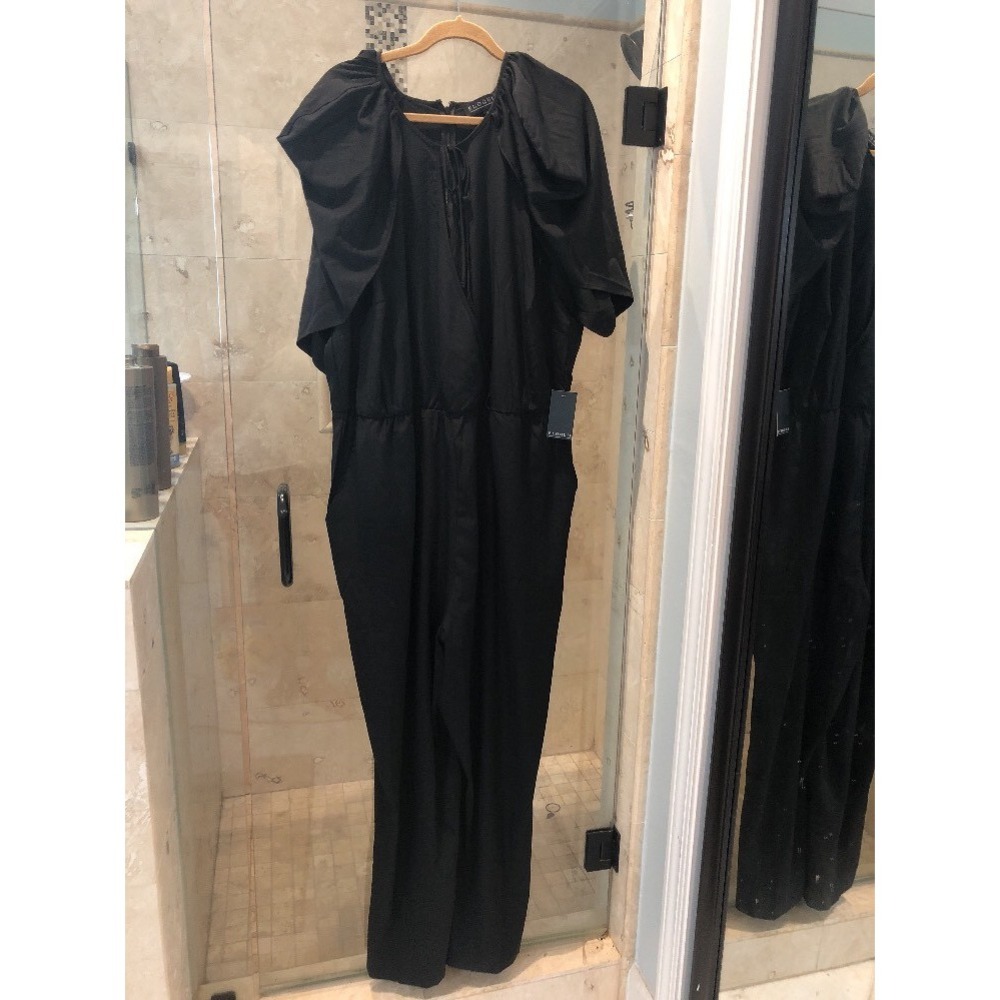 Plus size black wide-leg jumpsuit - Size 24 Petal Sleeve- Eloquii New NWT